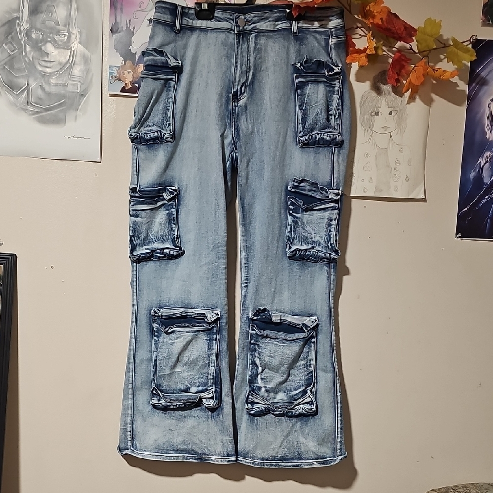 Stylish Women's Distressed Jeans - Light Blue
